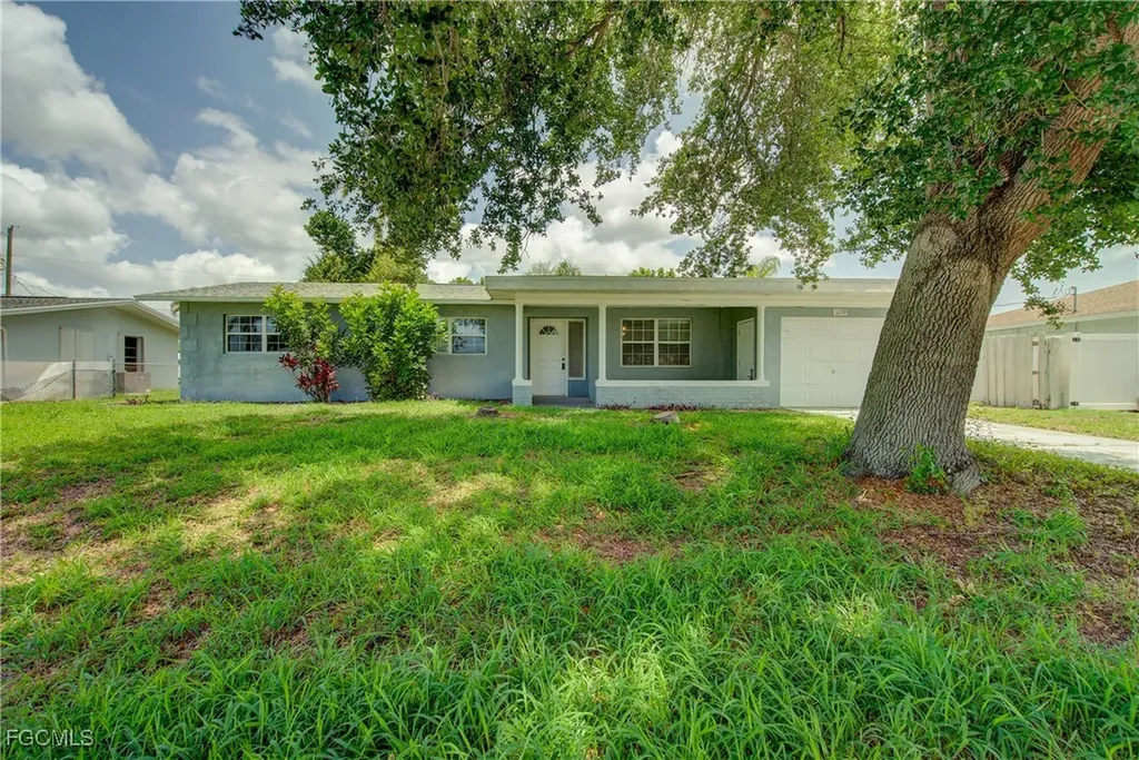 1209 SE 36th Street Cape Coral FL 33904