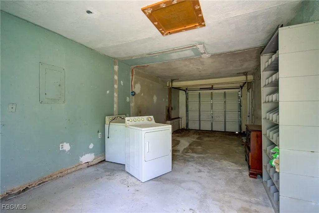 1209 SE 36th Street Cape Coral FL 33904