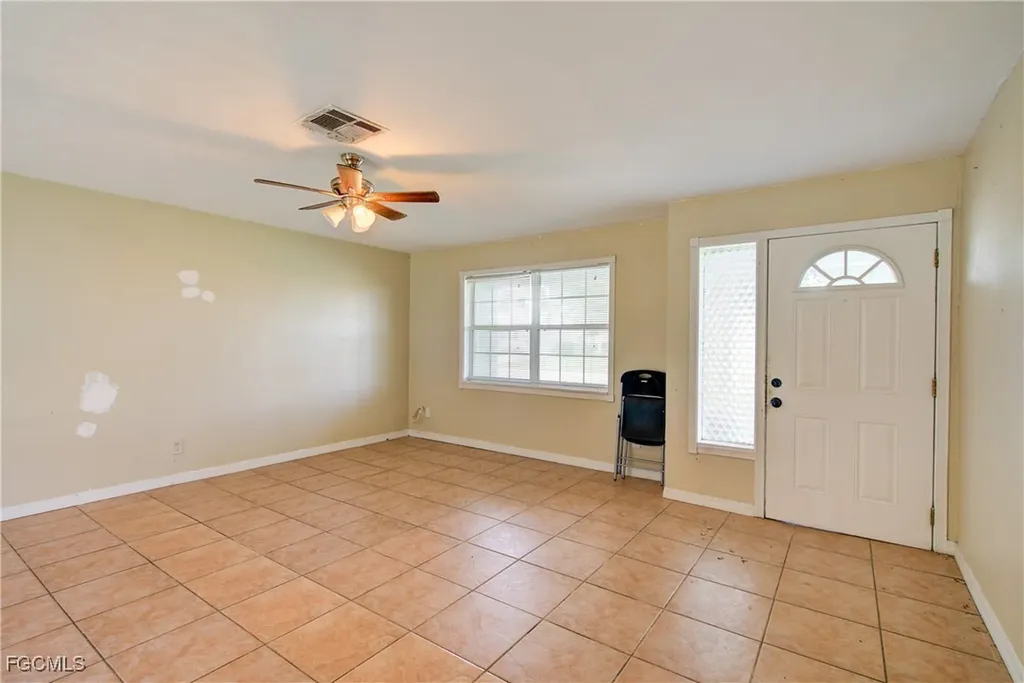 1209 SE 36th Street Cape Coral FL 33904