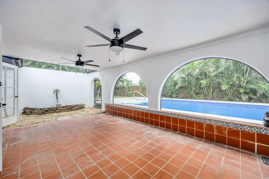 6315 Hofstra Court E Fort Myers FL 33919