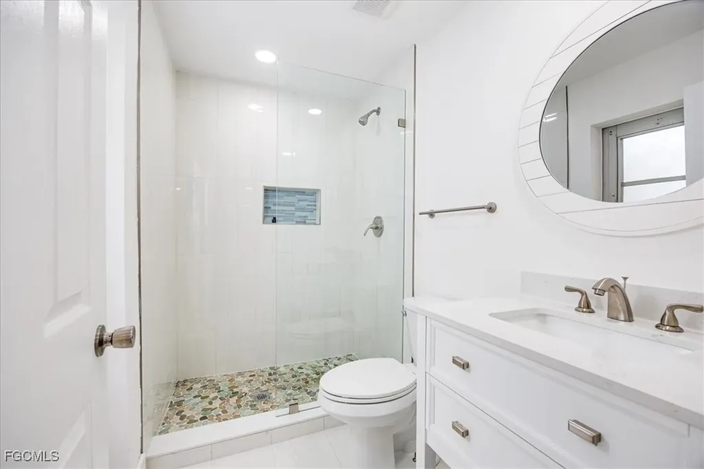 6315 Hofstra Court E Fort Myers FL 33919