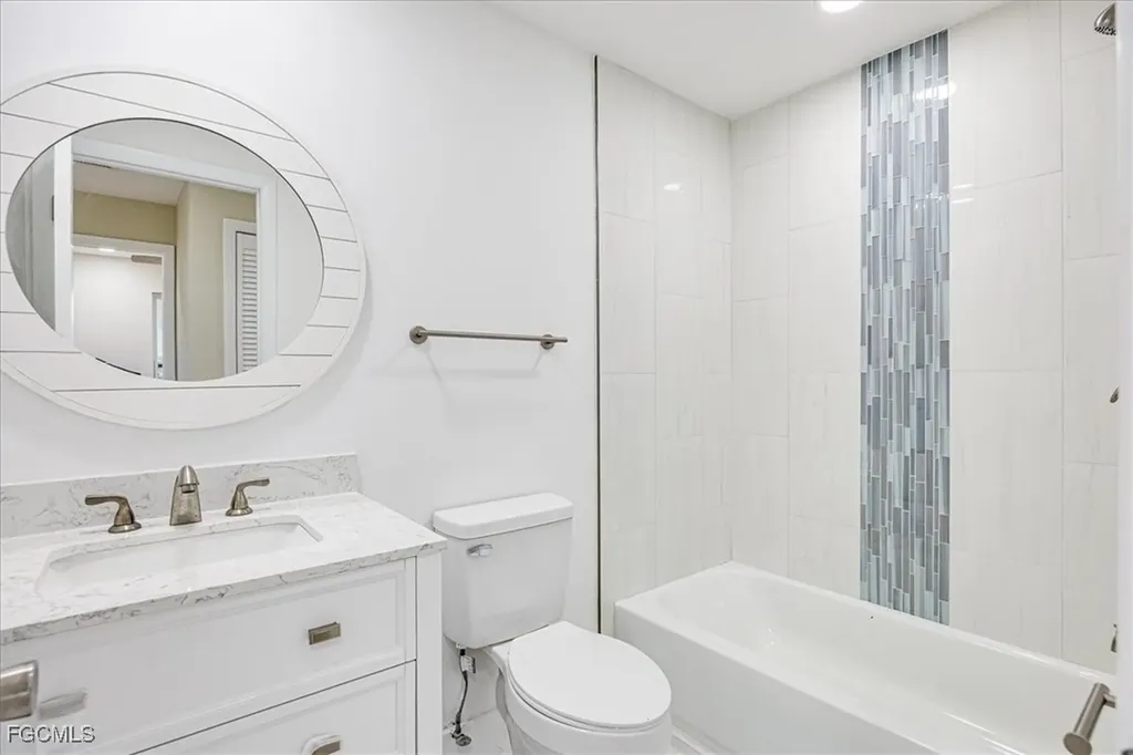 6315 Hofstra Court E Fort Myers FL 33919