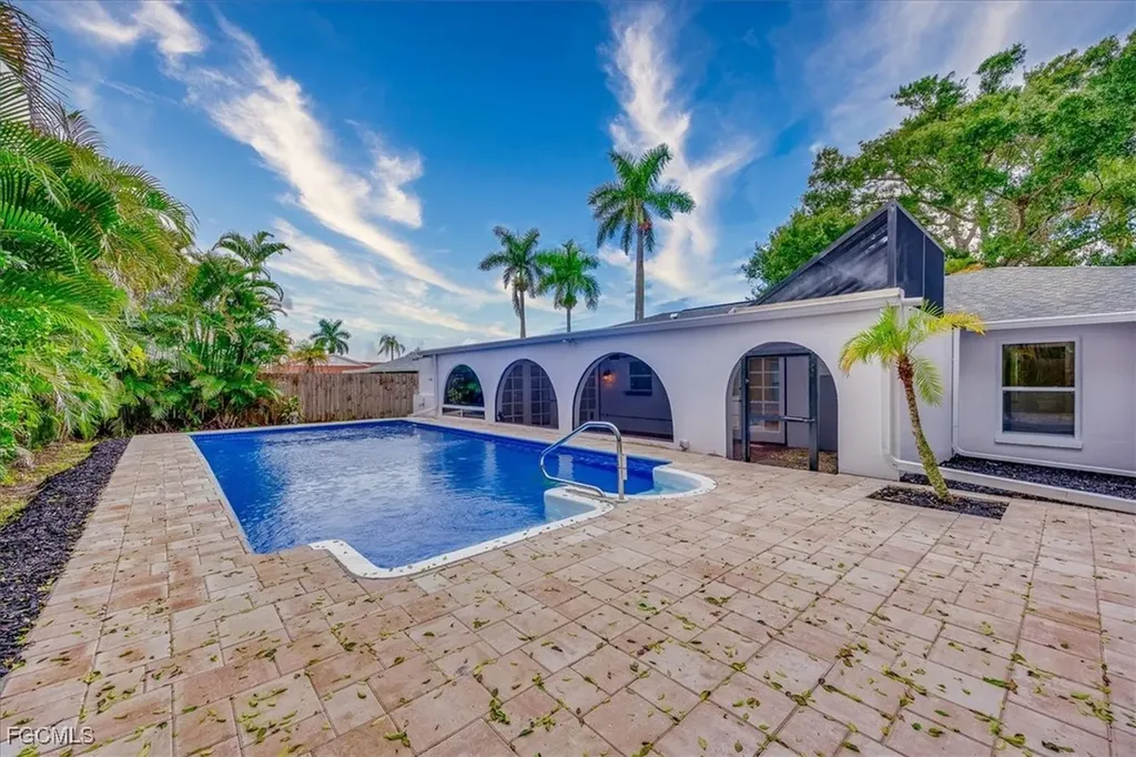 6315 Hofstra Court E Fort Myers FL 33919