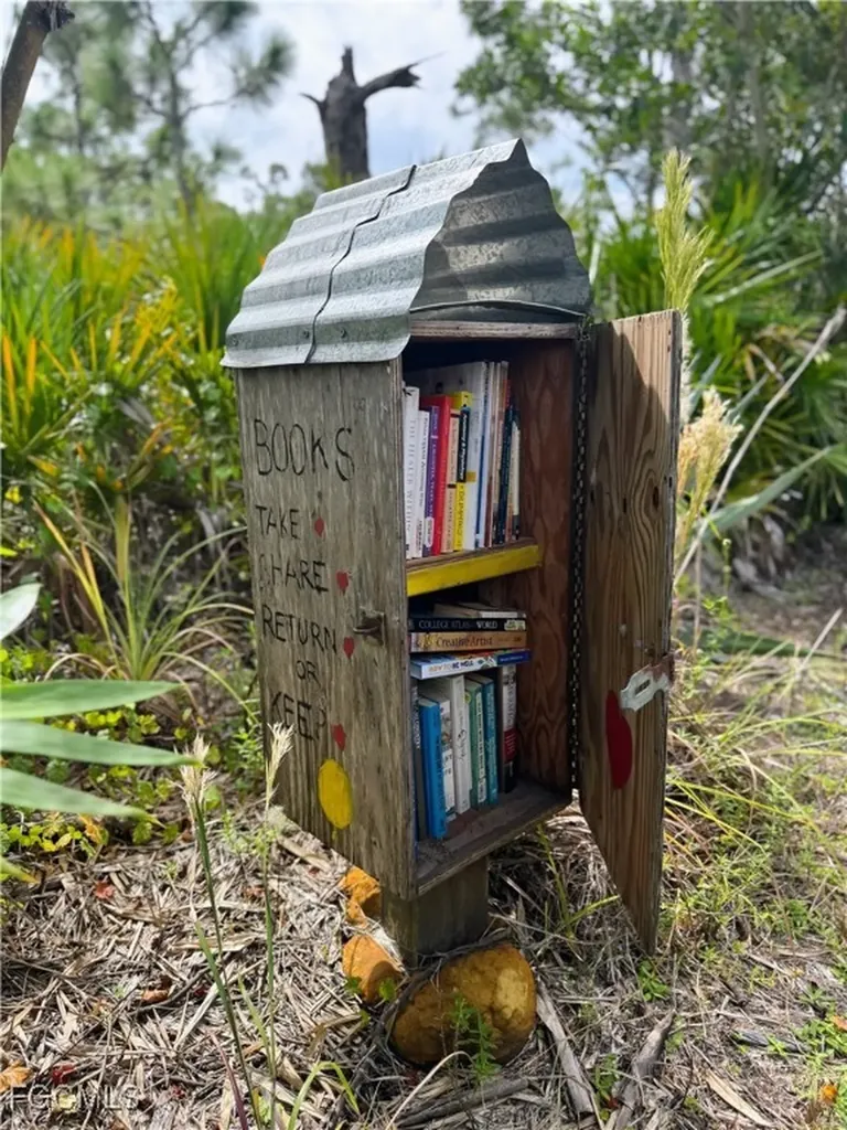 6681 Fuller Drive Bokeelia FL 33922