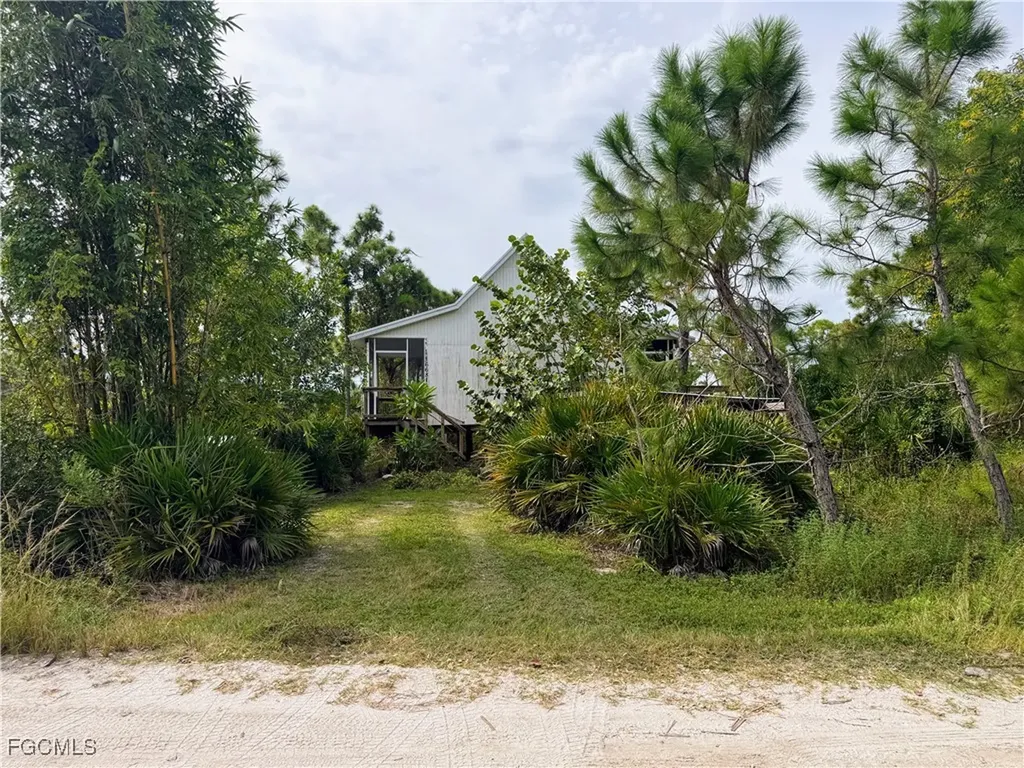6681 Fuller Drive Bokeelia FL 33922