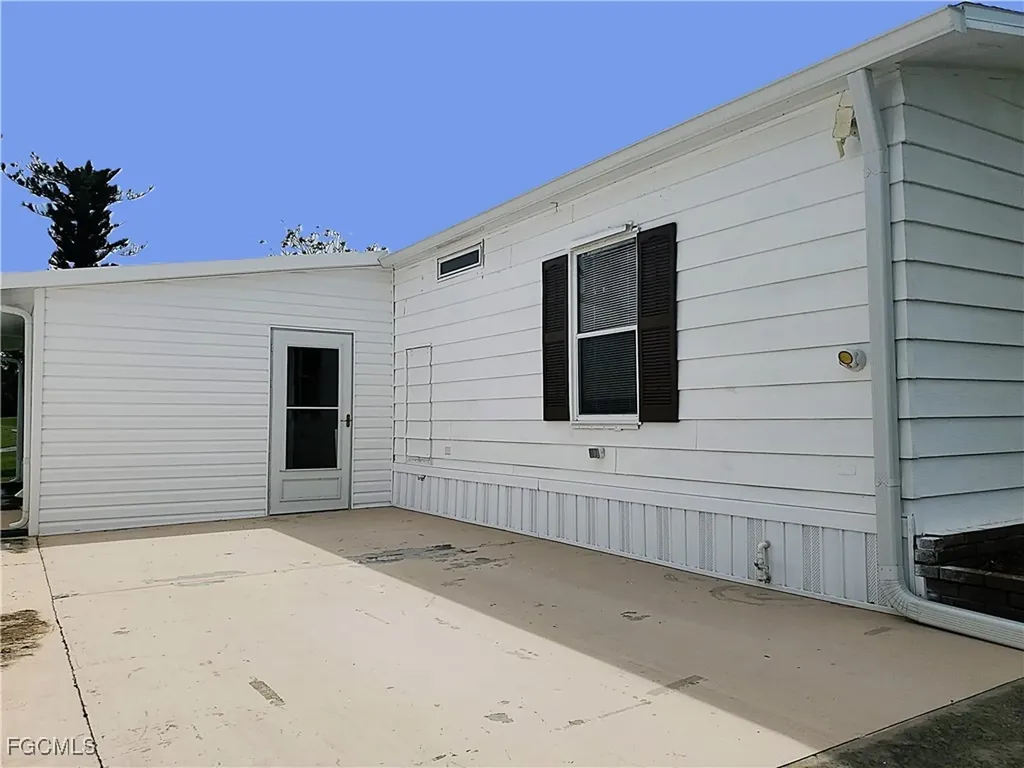 19400 Pony Lane North Fort Myers FL 33903