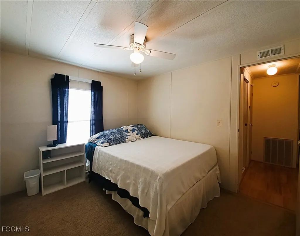 19400 Pony Lane North Fort Myers FL 33903