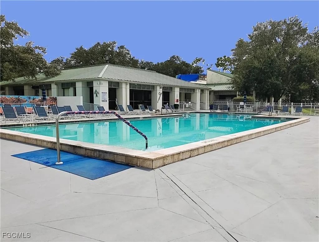 19400 Pony Lane North Fort Myers FL 33903