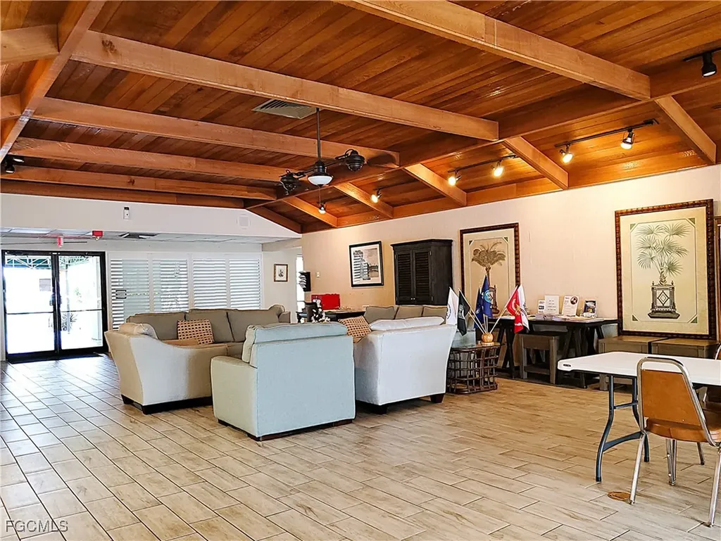 19400 Pony Lane North Fort Myers FL 33903