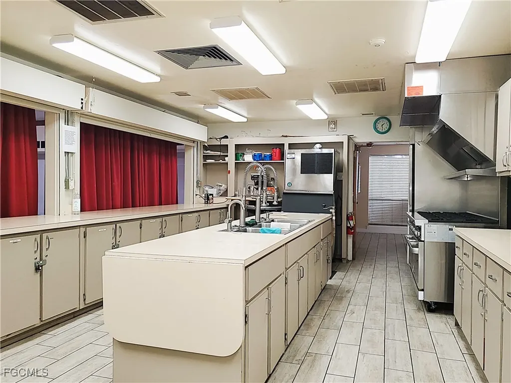 19400 Pony Lane North Fort Myers FL 33903