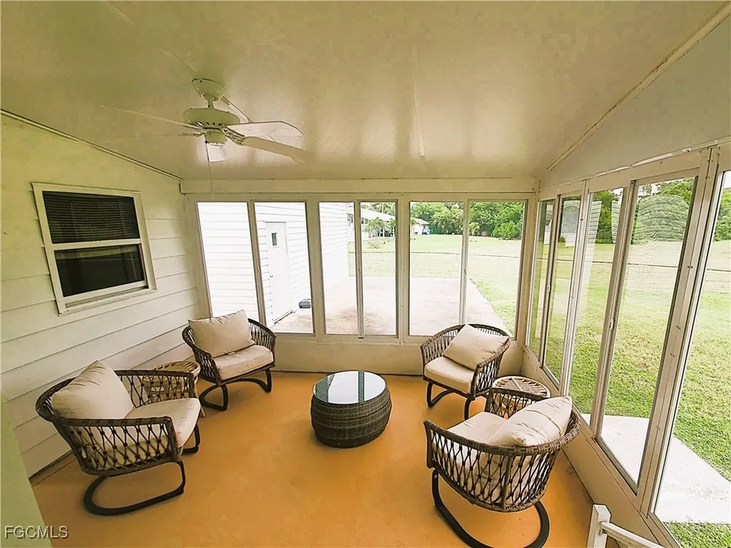 19400 Pony Lane North Fort Myers FL 33903