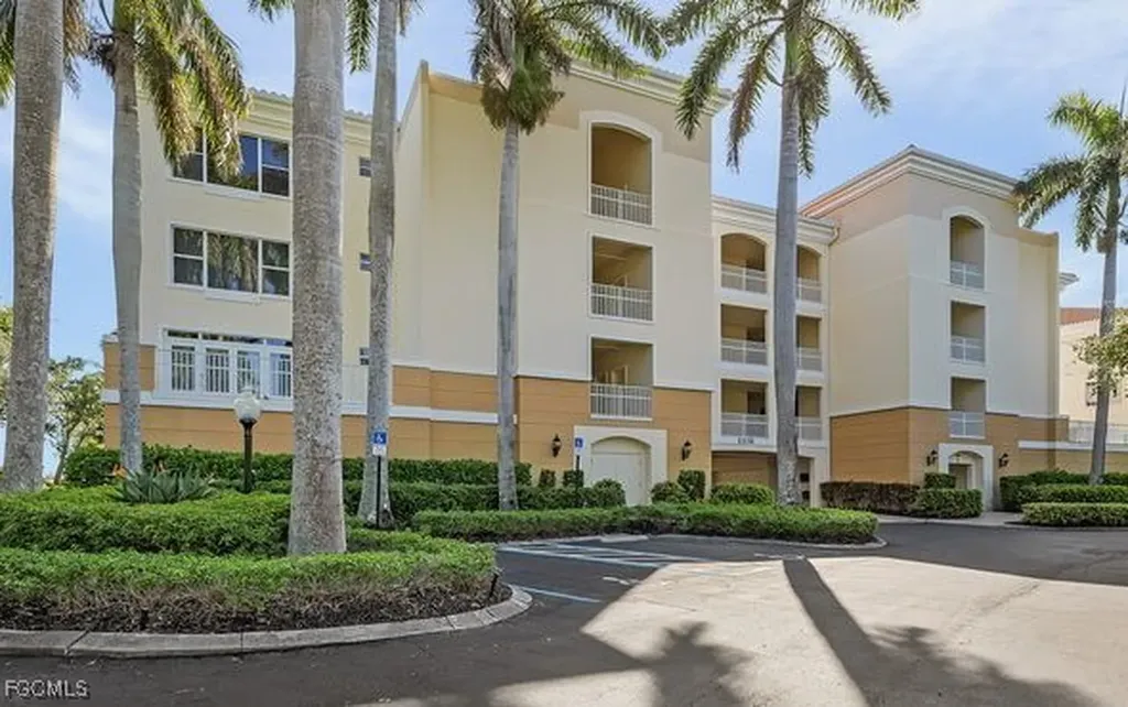 11130 Harbour Yacht Court Fort Myers FL 33908