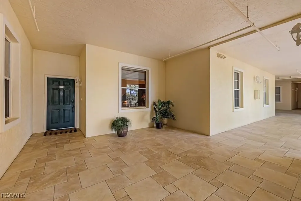 11130 Harbour Yacht Court Fort Myers FL 33908