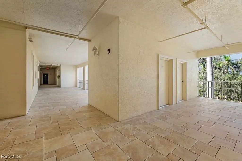 11130 Harbour Yacht Court Fort Myers FL 33908