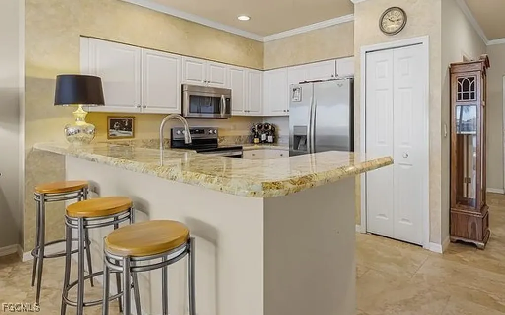 11130 Harbour Yacht Court Fort Myers FL 33908
