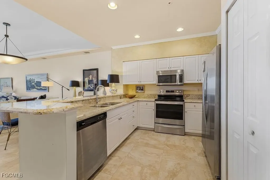11130 Harbour Yacht Court Fort Myers FL 33908