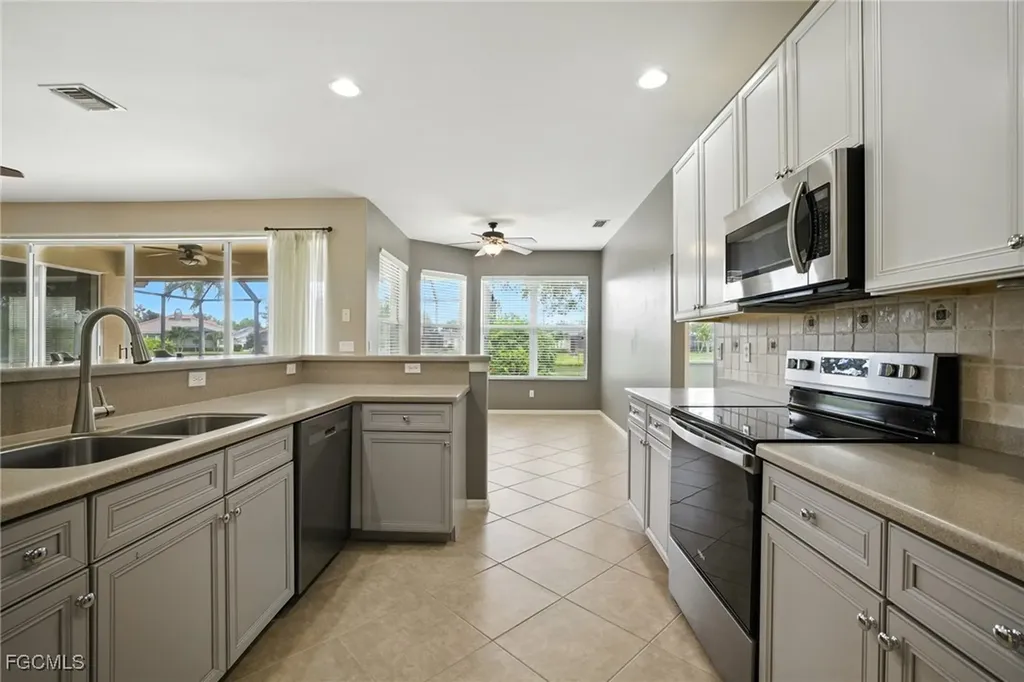 16352 Cutters Court Fort Myers FL 33908