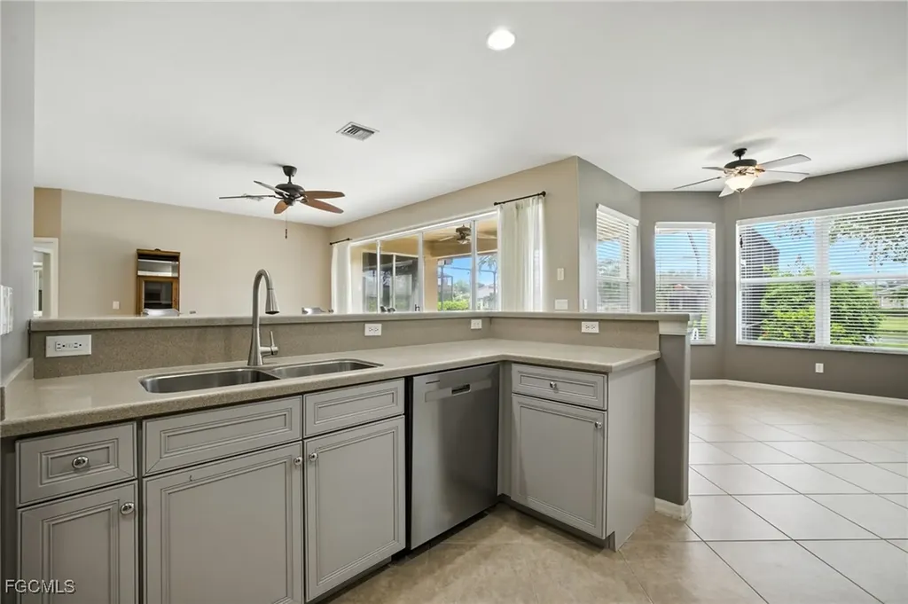 16352 Cutters Court Fort Myers FL 33908