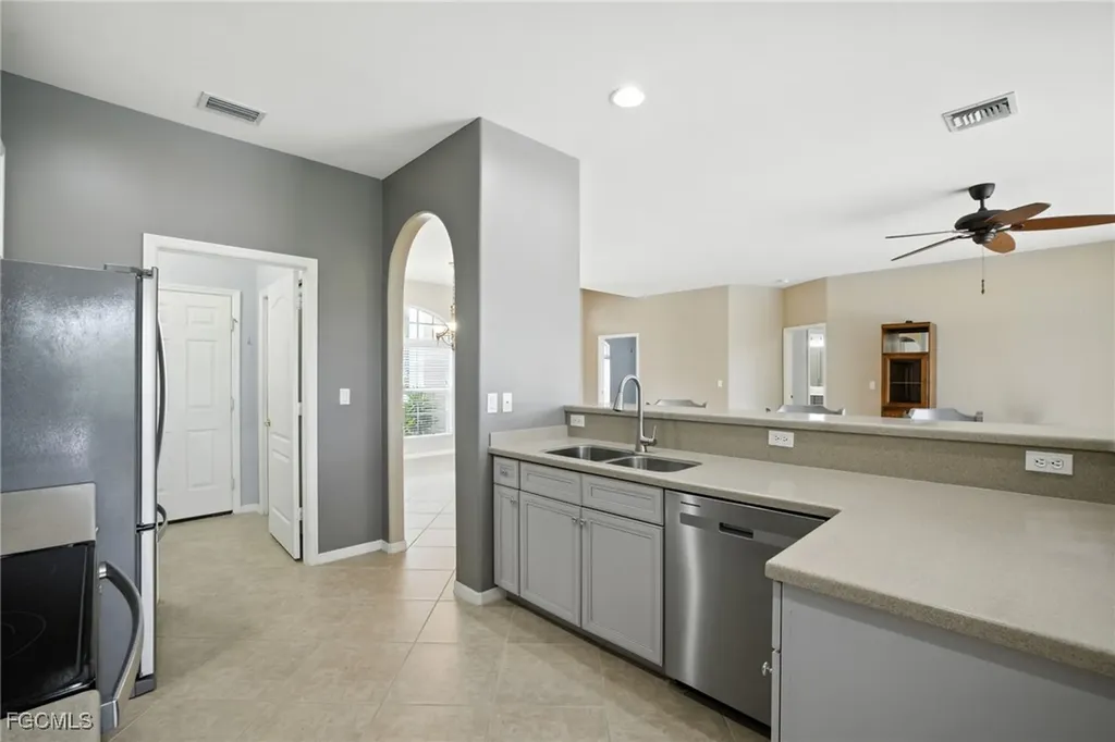 16352 Cutters Court Fort Myers FL 33908