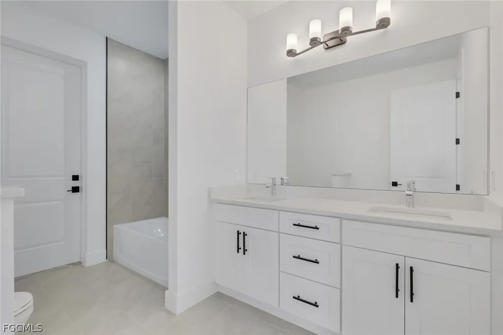 406 NE 19th Place Cape Coral FL 33909