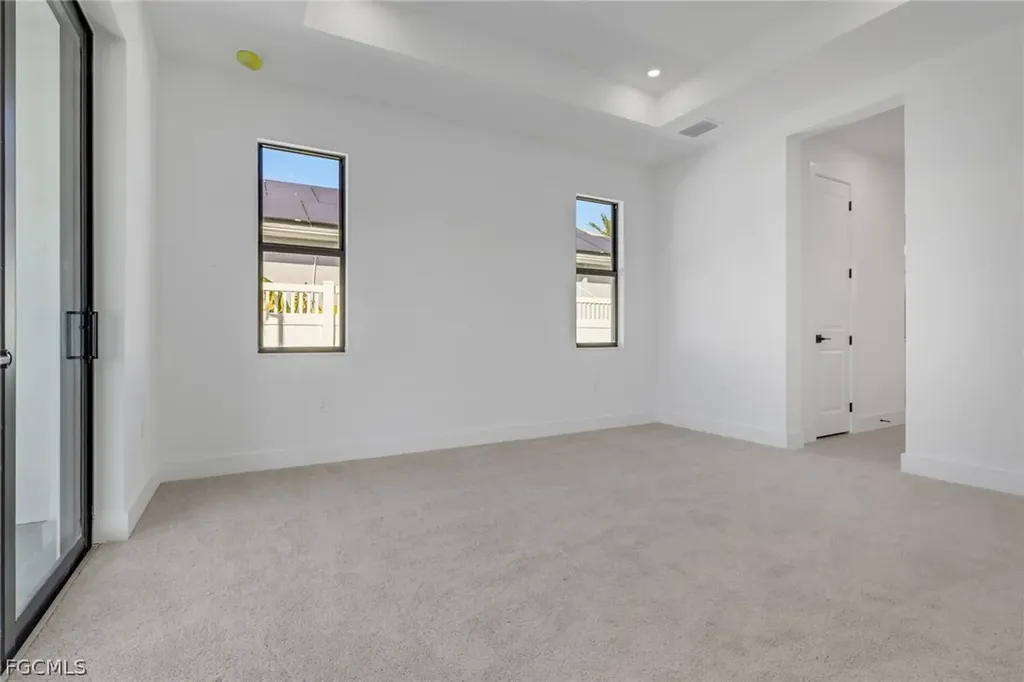 406 NE 19th Place Cape Coral FL 33909