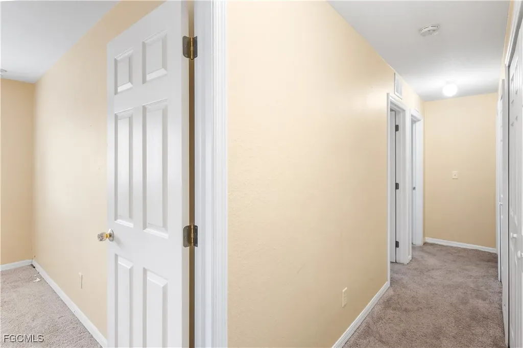 1807 SW 21st Lane Cape Coral FL 33991