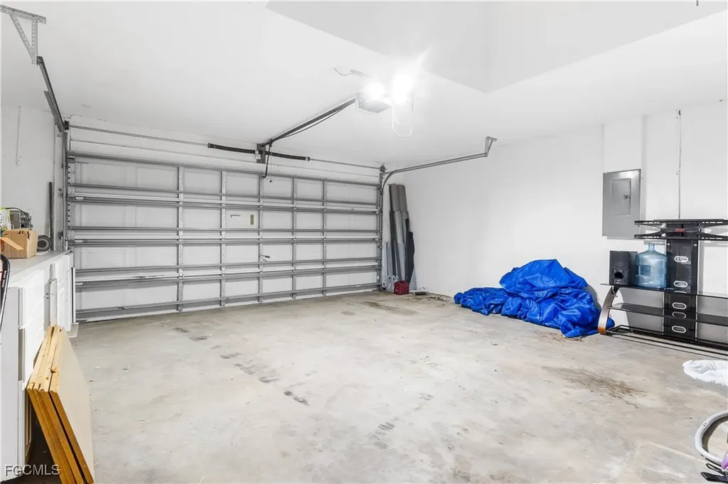 1807 SW 21st Lane Cape Coral FL 33991