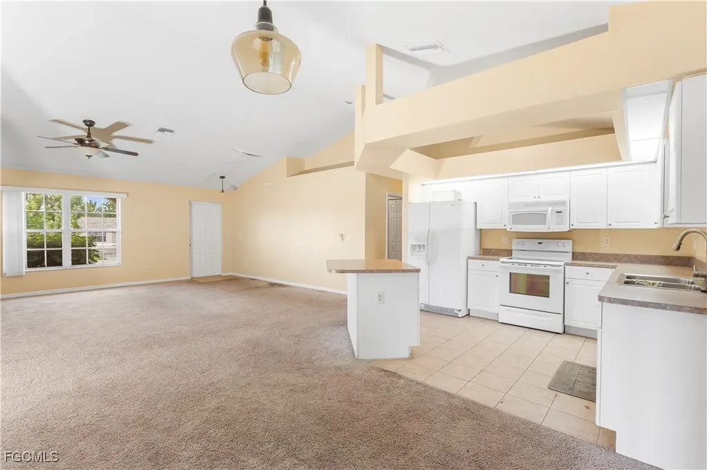 1807 SW 21st Lane Cape Coral FL 33991