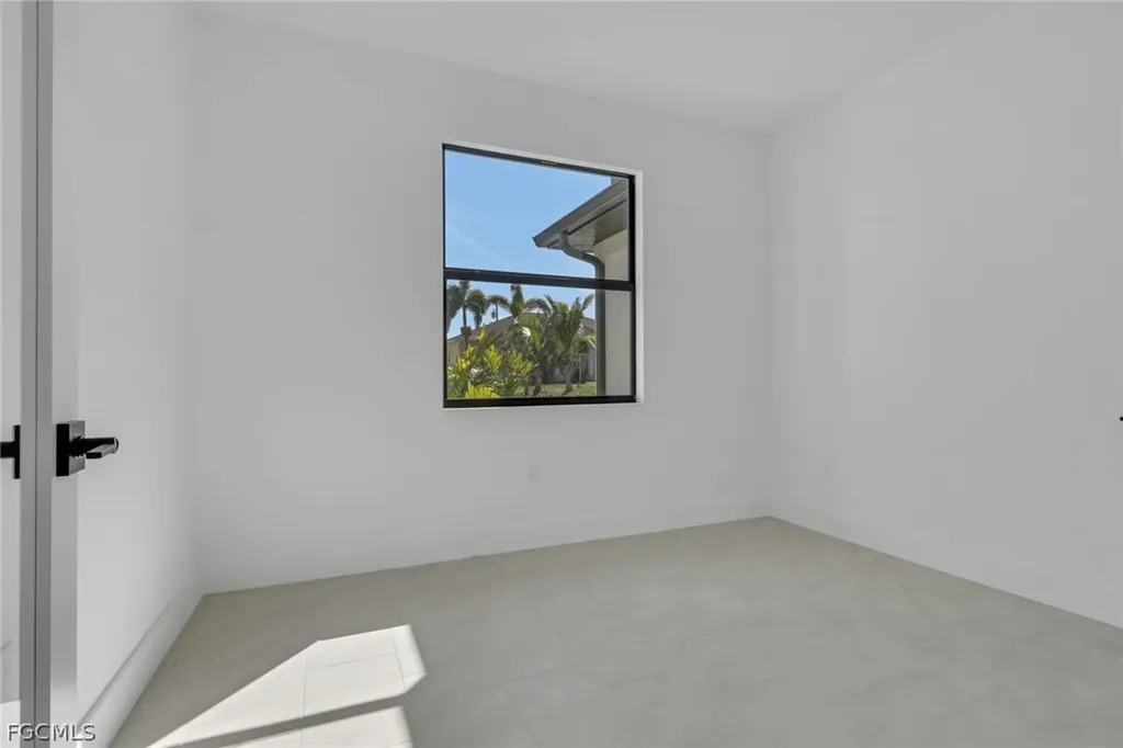 131 NW 7th Terrace Cape Coral FL 33993