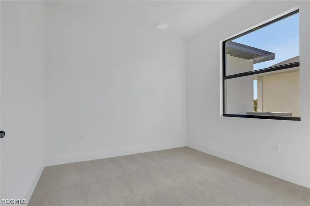 131 NW 7th Terrace Cape Coral FL 33993