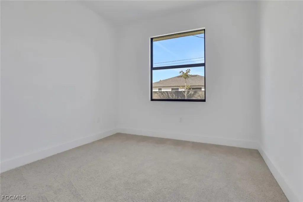 131 NW 7th Terrace Cape Coral FL 33993