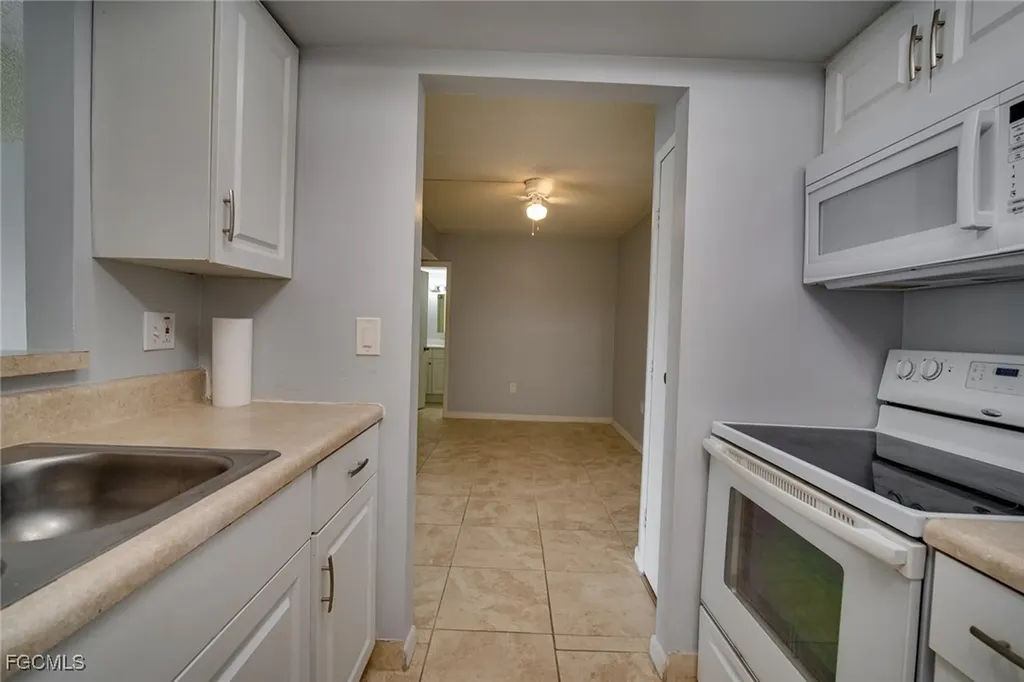 3706 Broadway Fort Myers FL 33901