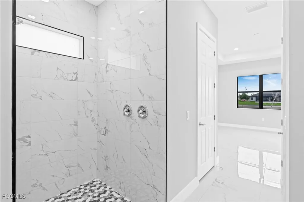2511 NW 25th Street Cape Coral FL 33993