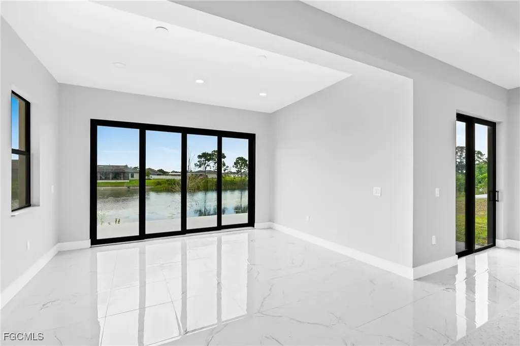 2511 NW 25th Street Cape Coral FL 33993
