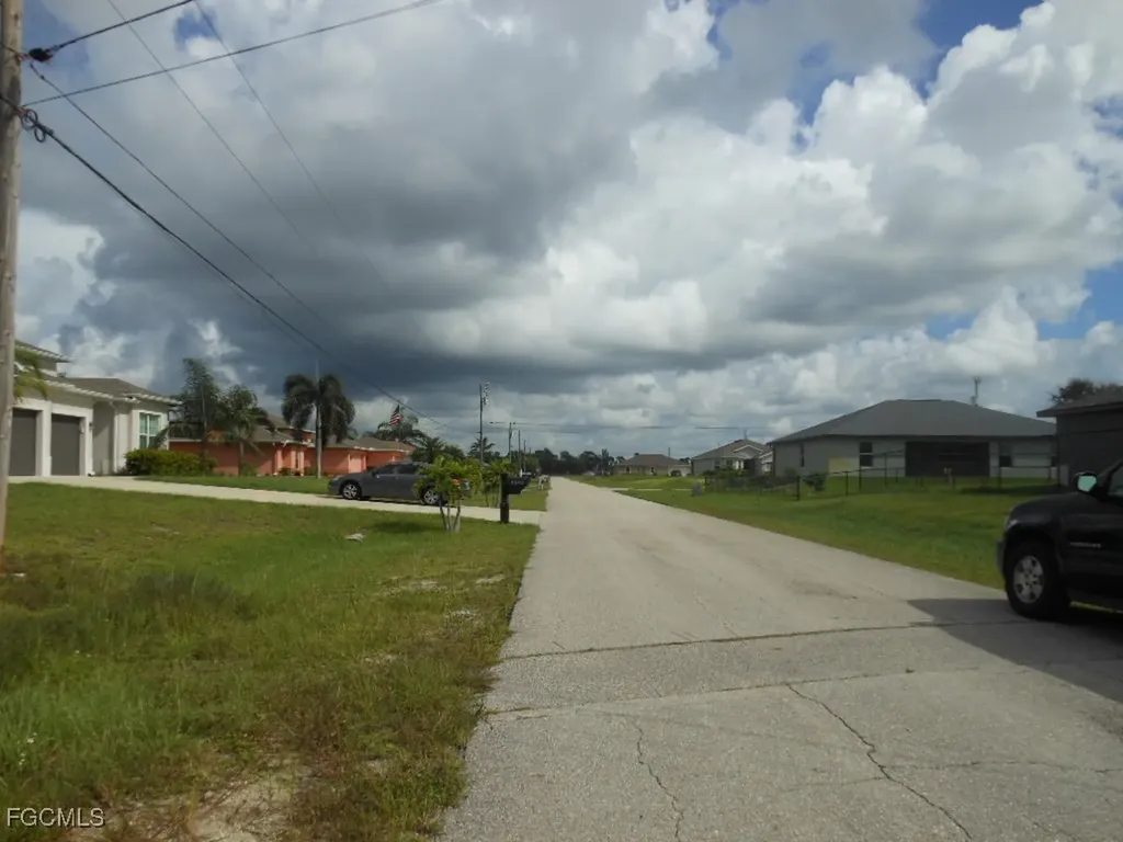 2830 NW 7th Place Cape Coral FL 33993