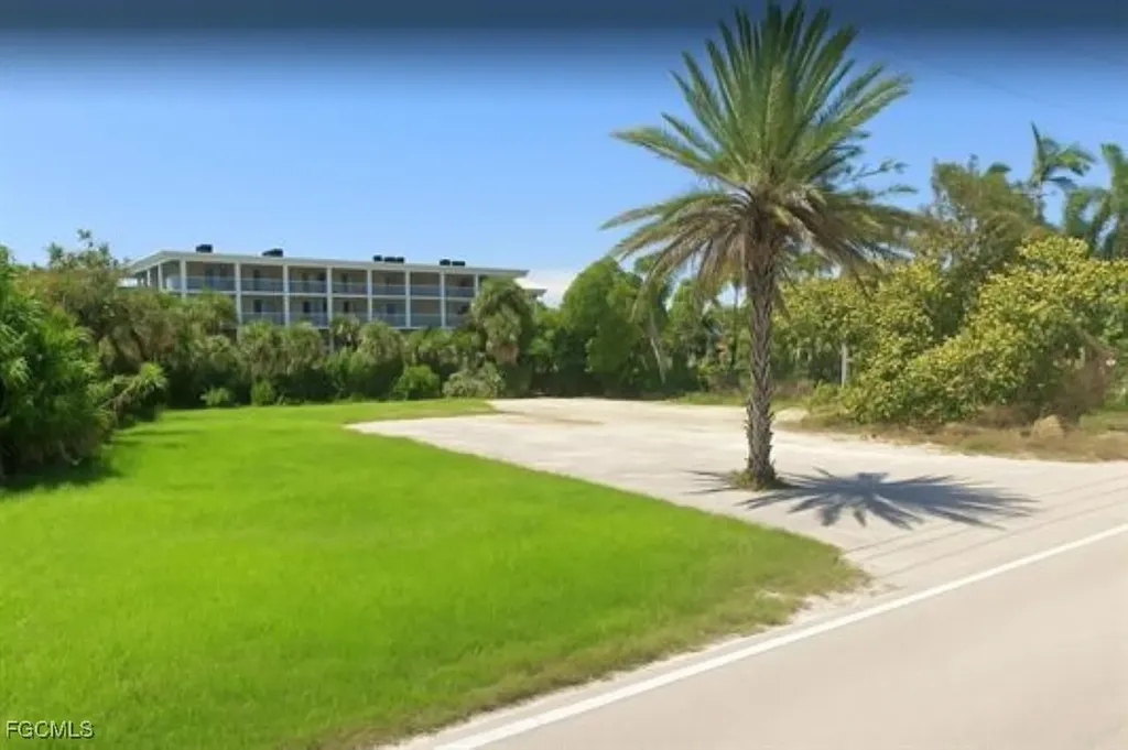 2761 W Gulf Drive Sanibel FL 33957