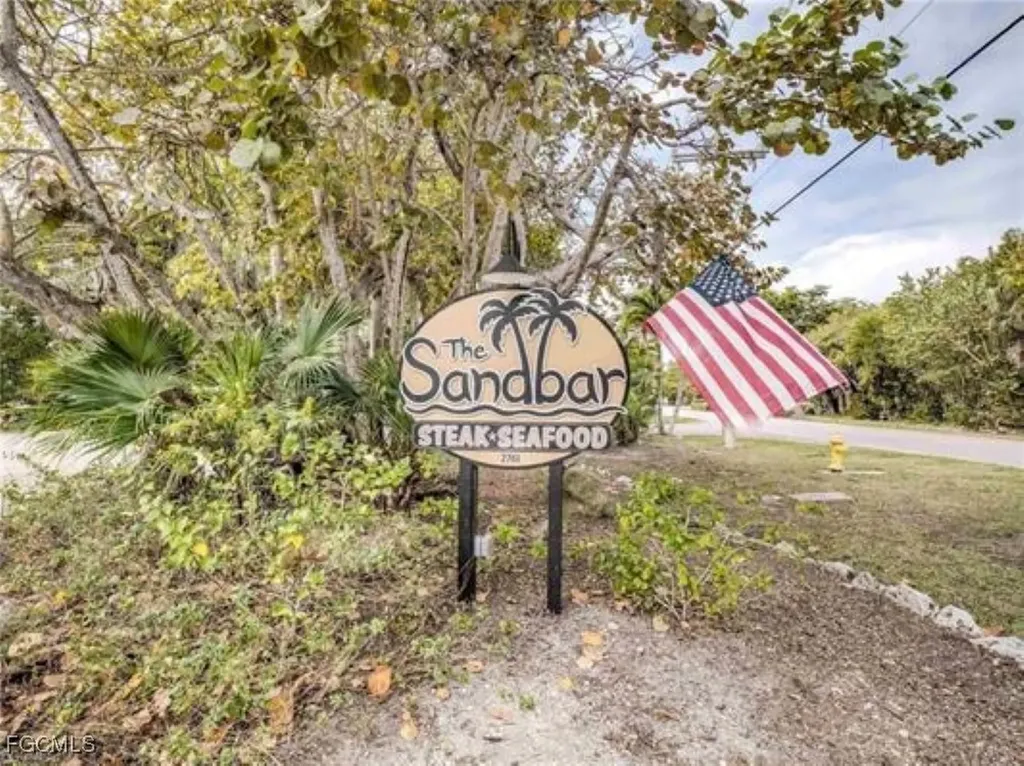 2761 W Gulf Drive Sanibel FL 33957