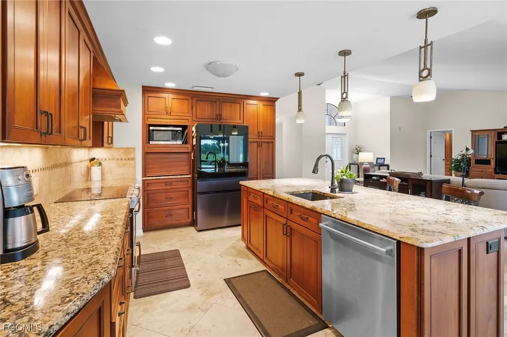 16707 Bobcat Drive Fort Myers FL 33908