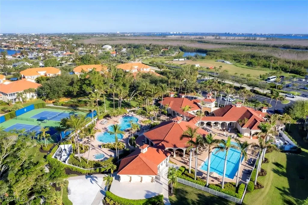 5920 Tarpon Gardens Circle Cape Coral FL 33914
