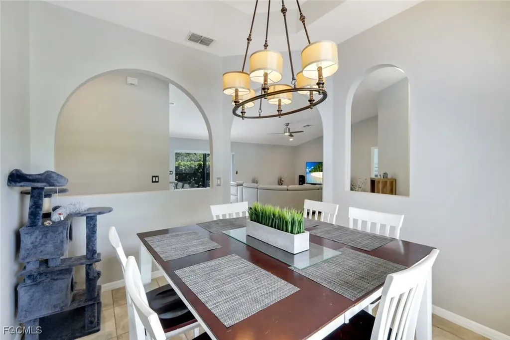 3109 NE 6th Place Cape Coral FL 33909