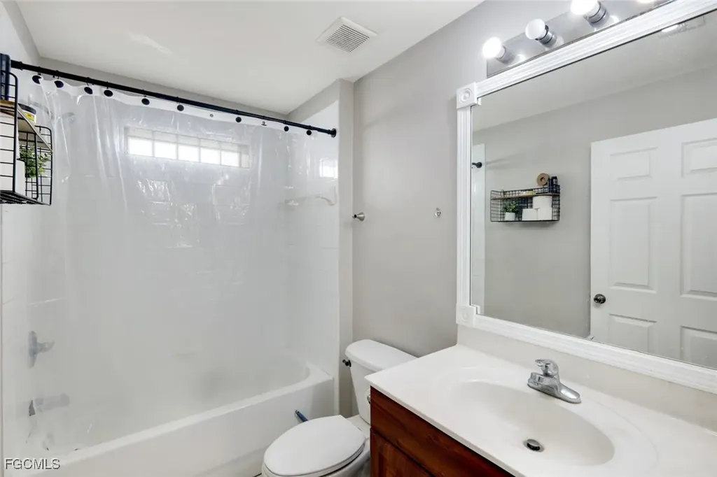 3109 NE 6th Place Cape Coral FL 33909