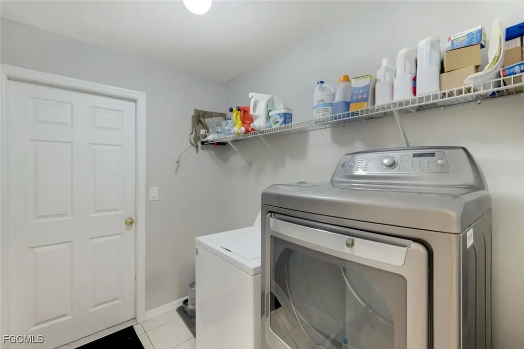 3109 NE 6th Place Cape Coral FL 33909