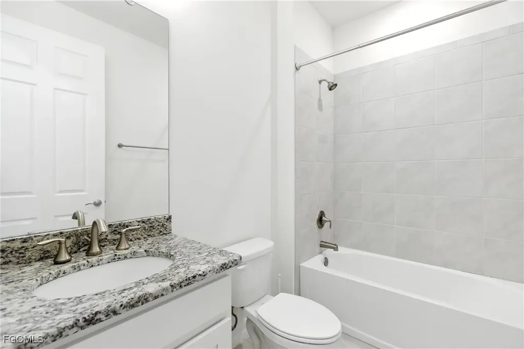 3226 Baravaldo Circle Cape Coral FL 33909