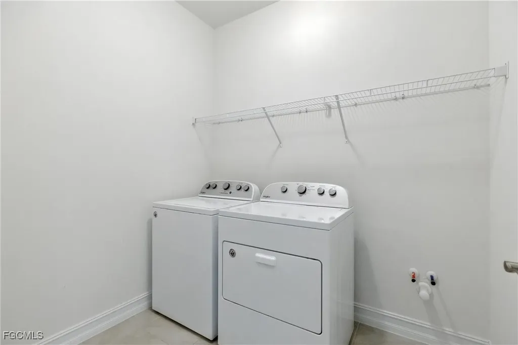 3226 Baravaldo Circle Cape Coral FL 33909