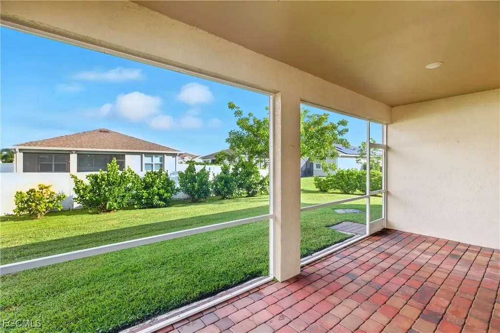 3226 Baravaldo Circle Cape Coral FL 33909