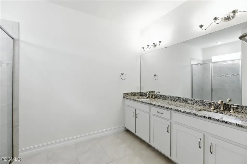 3226 Baravaldo Circle Cape Coral FL 33909