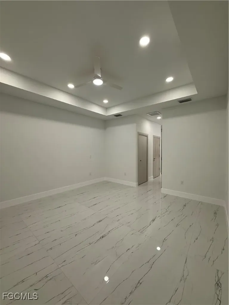2807 40th Street W Lehigh Acres FL 33971-2038