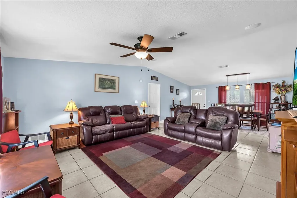 4936 Steve Reeves Lane Plant City FL 33565