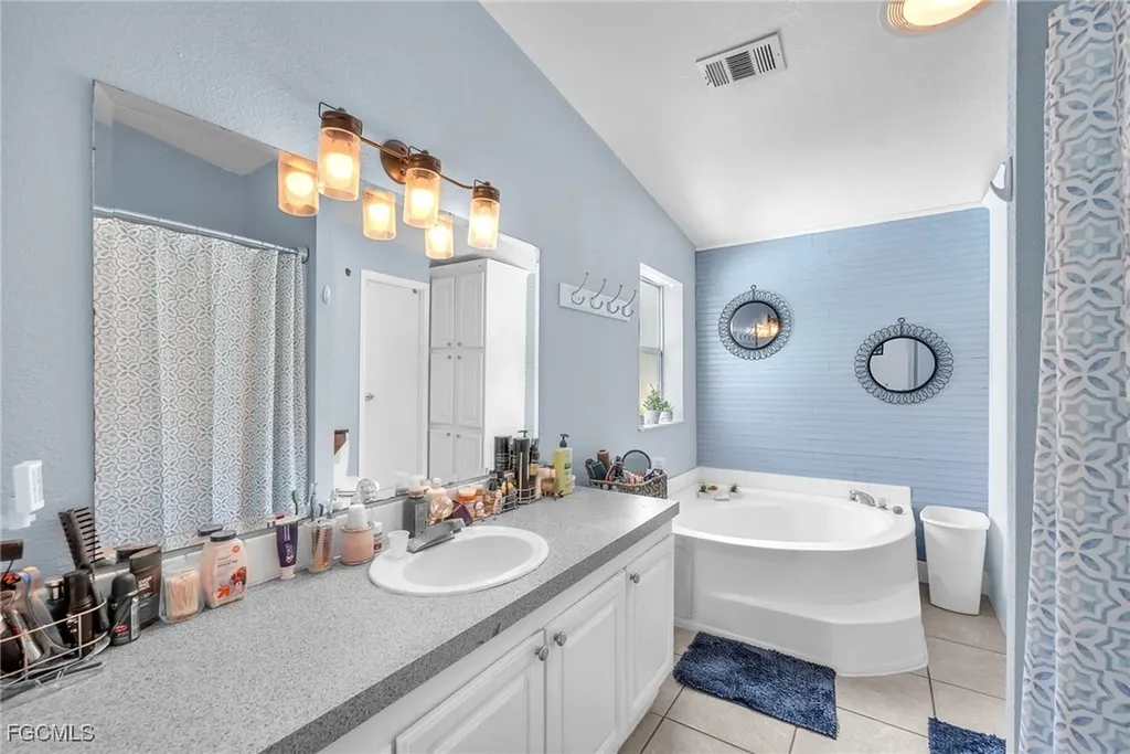 4936 Steve Reeves Lane Plant City FL 33565