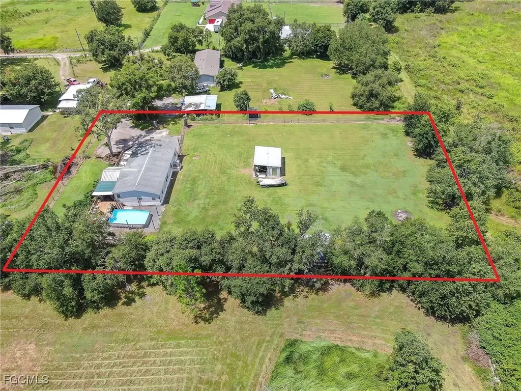 4936 Steve Reeves Lane Plant City FL 33565